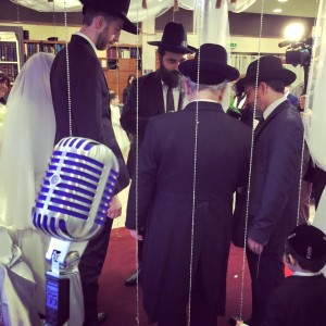 Musika BAND - Orchestre et Dj Live MARIAGE JUIF - Musique Hassidique Israelo Oriental World POP RnB Soul Rock - Henne Houpa Houppa Mariage juif, Bar / Bat Mistvah, Hazanout cérémonie religieuse MusiKa BAND Yoni ELMALEH